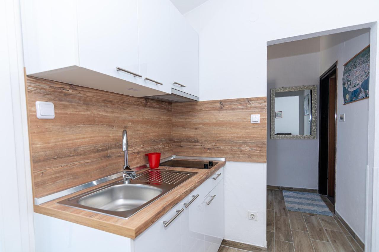 Apartment Plemic Pag Town Exterior foto